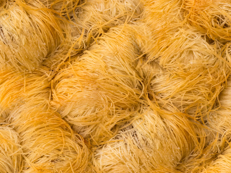 Şekerin Kadayıfa Eklenmesi