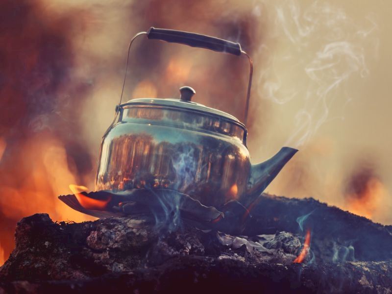 Son Cilalama: Yağ ve Mikrofiber Bez ile Parlak Bitiriş