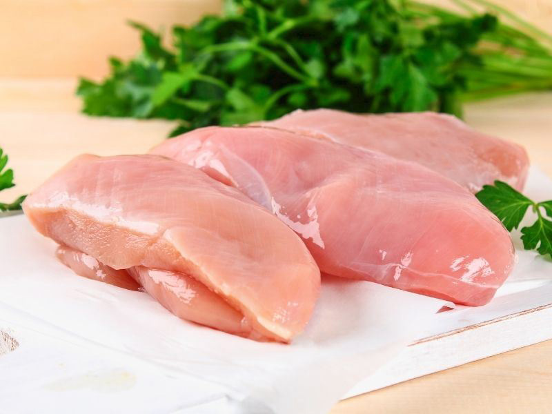 Çiğ Tavuğu Diğer Gıdalardan Ayrı Taşıyın