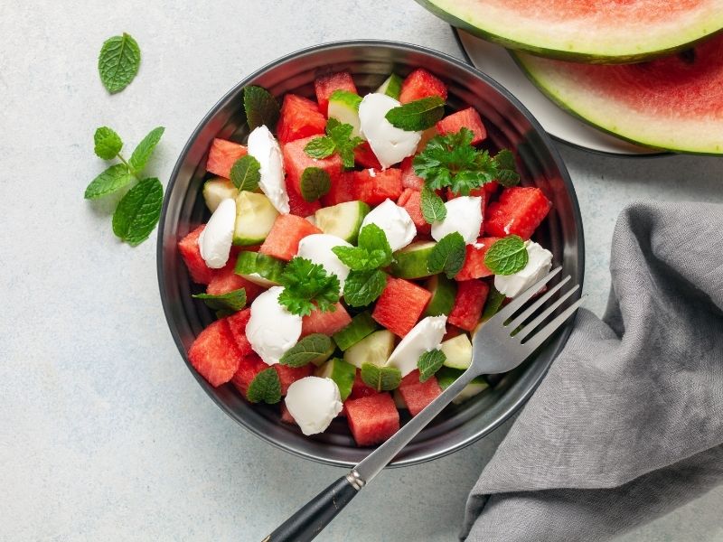 Beyaz Peynirli Karpuz Salatası
