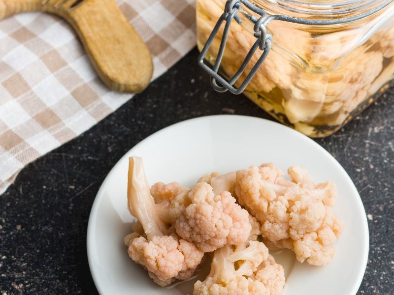 Kavanozu serin ve karanlık yerde bekletin