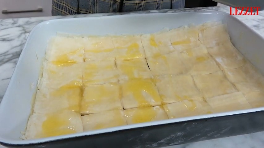 dilimlenmiş baklava