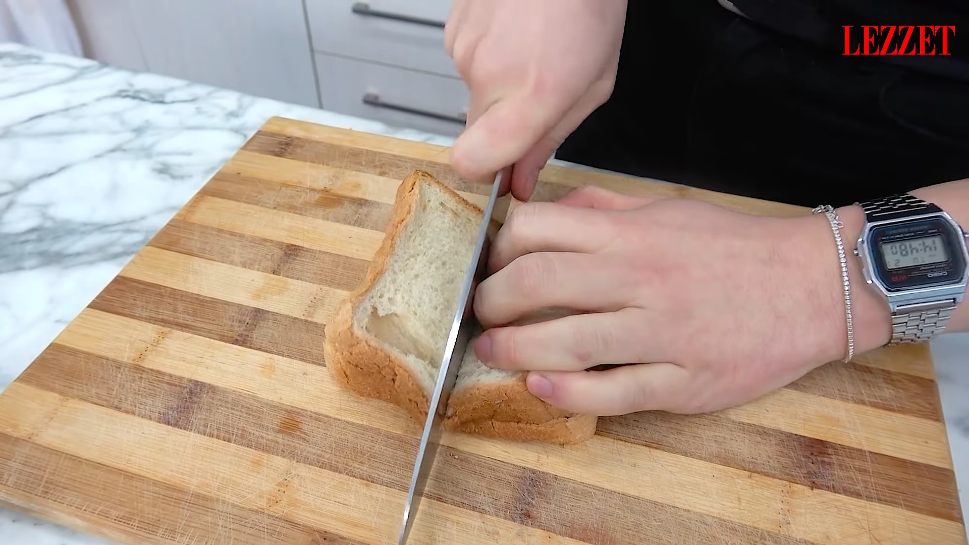 ikiye bölünen ekmek