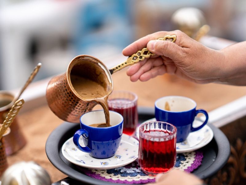bakır cezvede Türk kahvesi