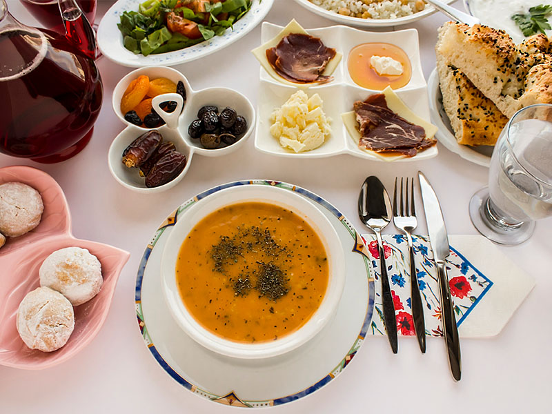 Sofra Düzeni Kurulur