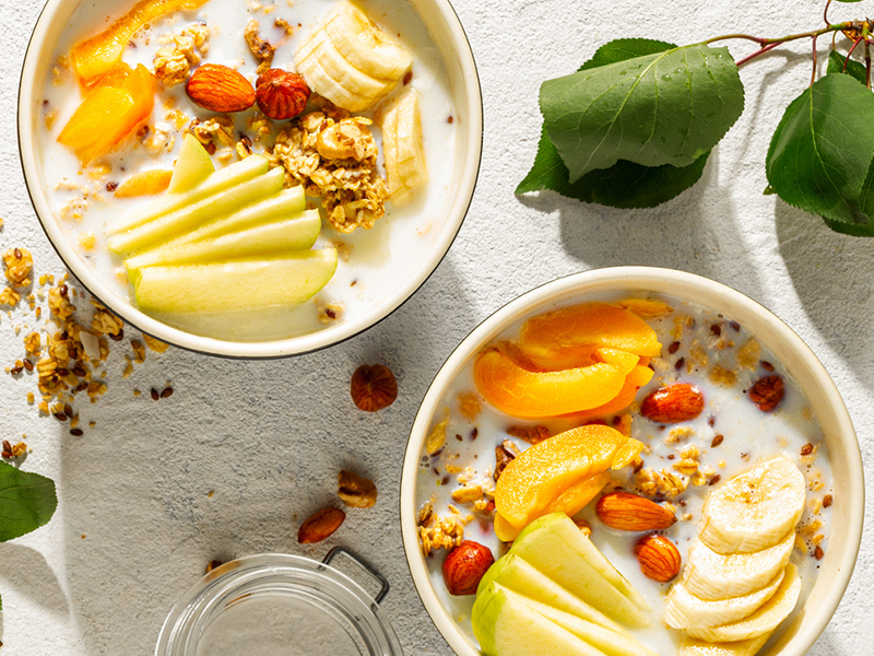 Yoğurtlu Meyve Kasesi