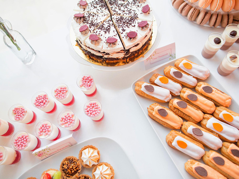 Açık Büfe ve Soslu Tatlılar