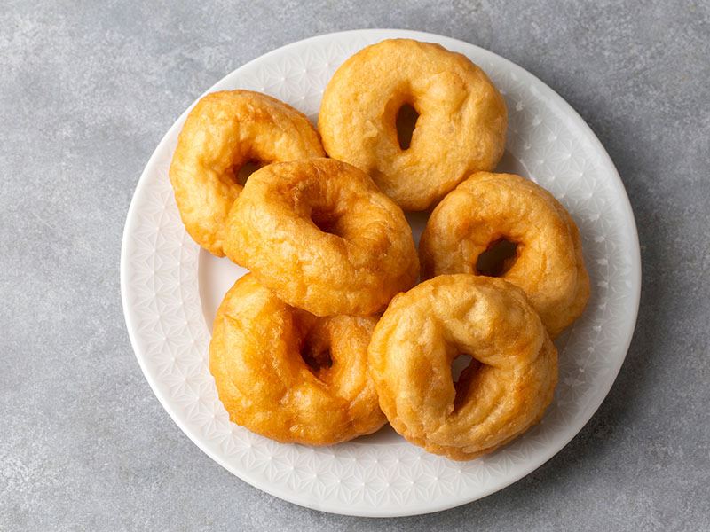 Pişi (Mayasız Hızlı Hamur Kızartması)