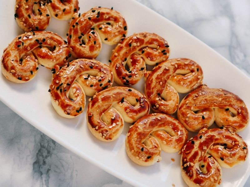 Nişastalı Tuzlu Kurabiye Tarifi