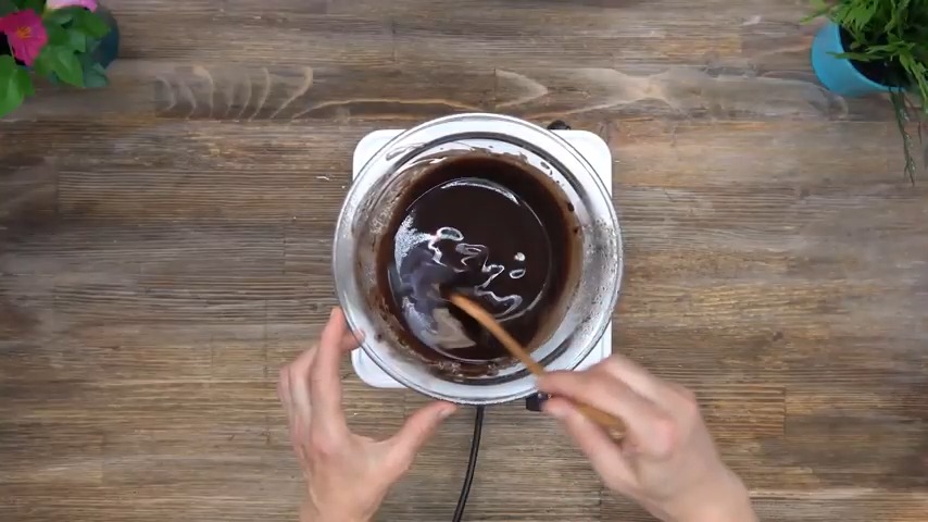 benmari usulü eritilen çikolata