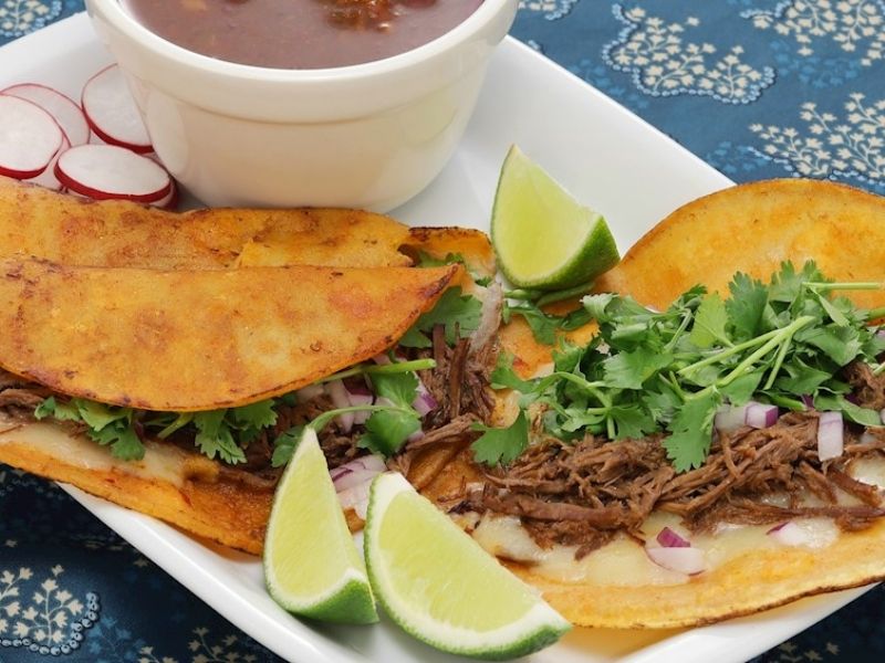 Birria tacos (Quesabirria) 9. Sırada Yer Aldı