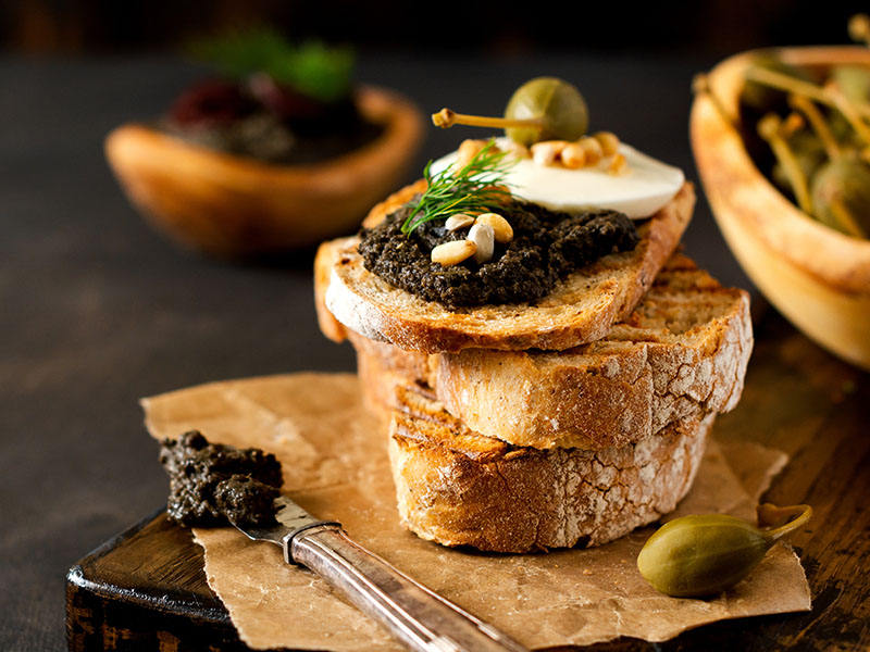 Zeytin Ezmeli Sandviç