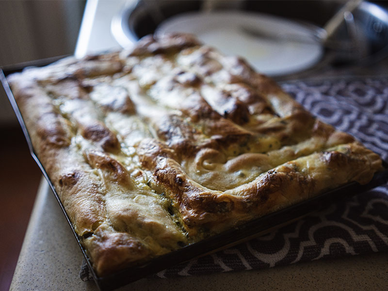 Fırından çıkar çıkmaz örtmeyin