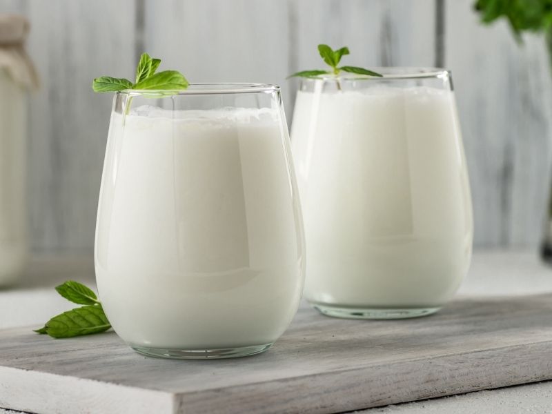 Ferahlatıcı Bir Klasik: Naneli Bol Köpüklü Ayran