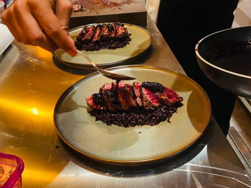 anasonlu siyah pirinçli bonfile