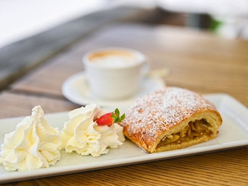 5. Trentino Elmalı Strudel