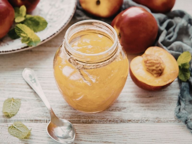 Şeftali Ve Vanilya Uyumu: Aromatik Bir Esinti