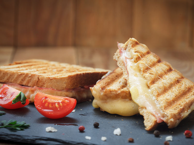 Tost Makinesinde Pişirme Tekniği