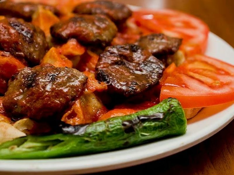 Orijinal Bursa Pideli Köfte Harcının Hazırlanması Ve Et Seçimi