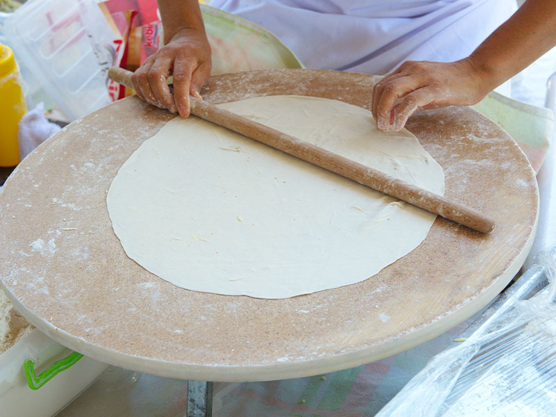 Suyu Yufkalara Uygulama