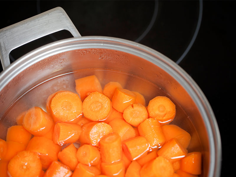 Sebze seçimi ve doğranması