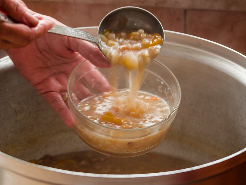 Aşurede Limon Kabuğu Kullanımı