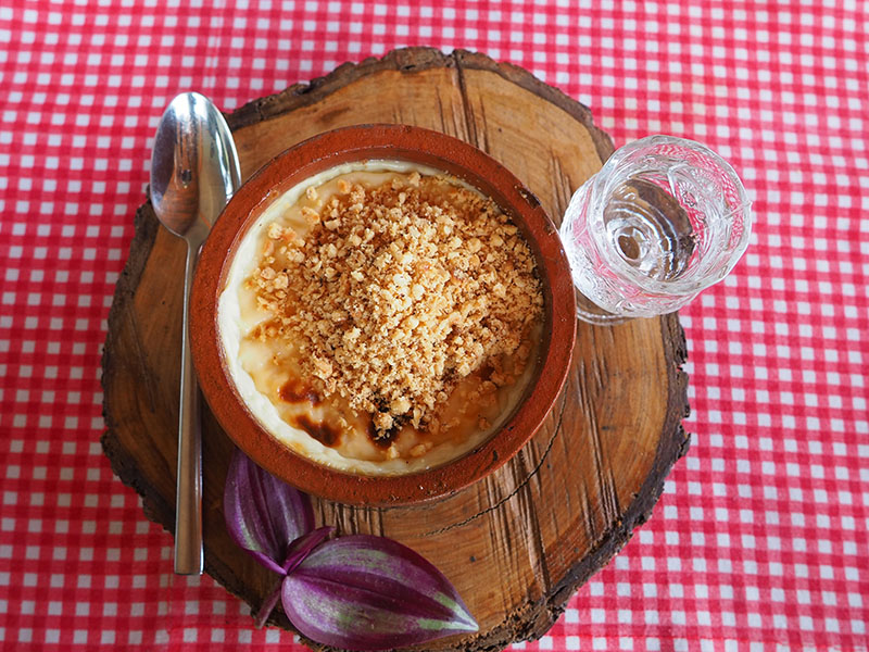 Toprak Kasede Servis Edilir