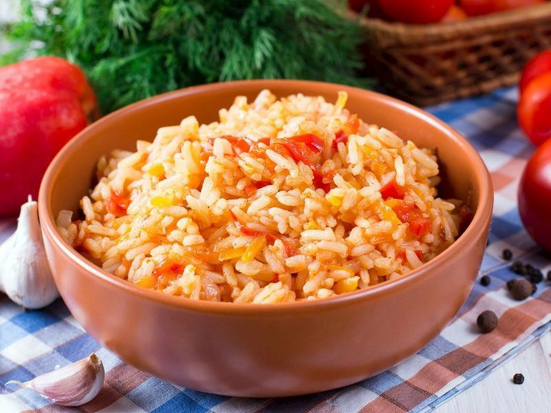 Domatesli Pilav