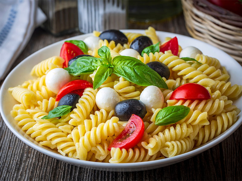 Domatesli Soğuk Makarna