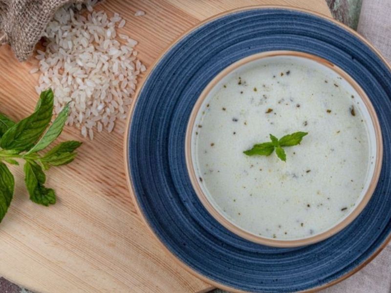 Kolay Yoğurt Çorbası Tarifi