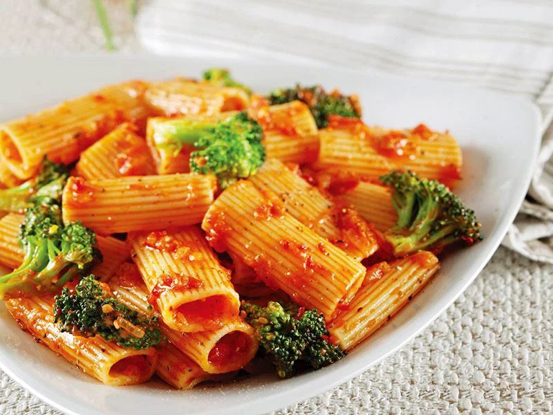 Domates Soslu Makarna