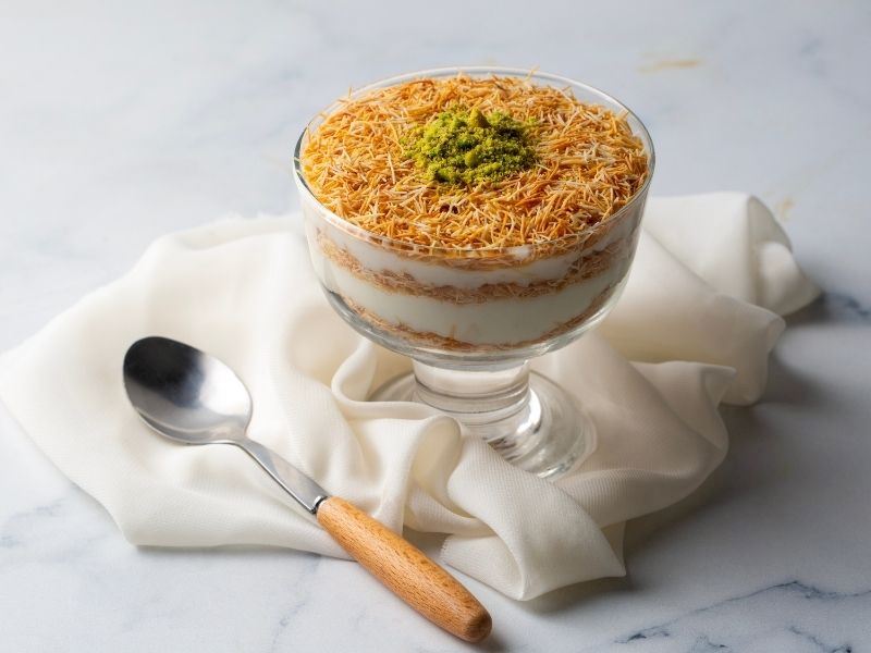 Muhallebili Kadayıf Tatlısı Tarifi