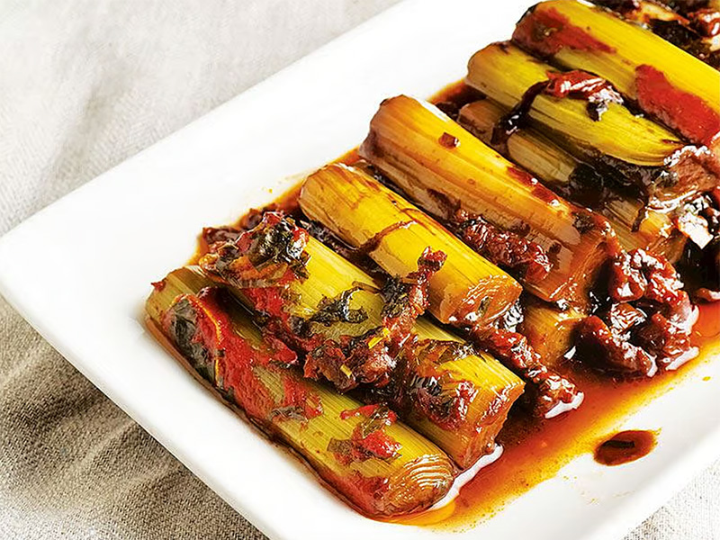 Nar Ekşili Zeytinyağlı Pırasa