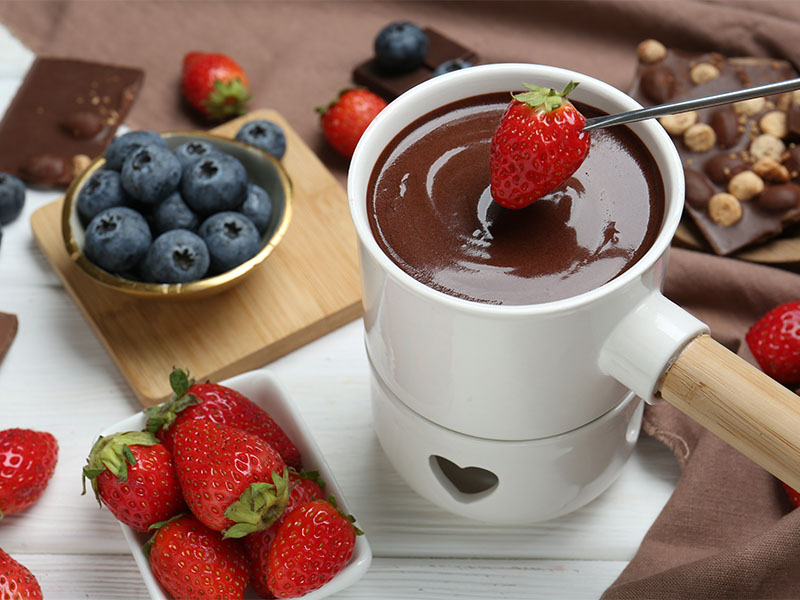 Sütlü Çikolatalı Fondü