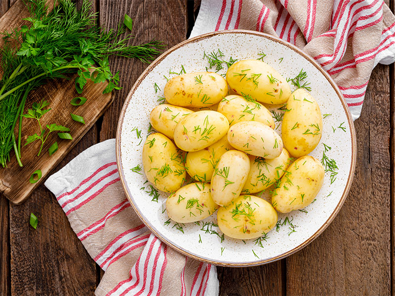patates ve dereotu