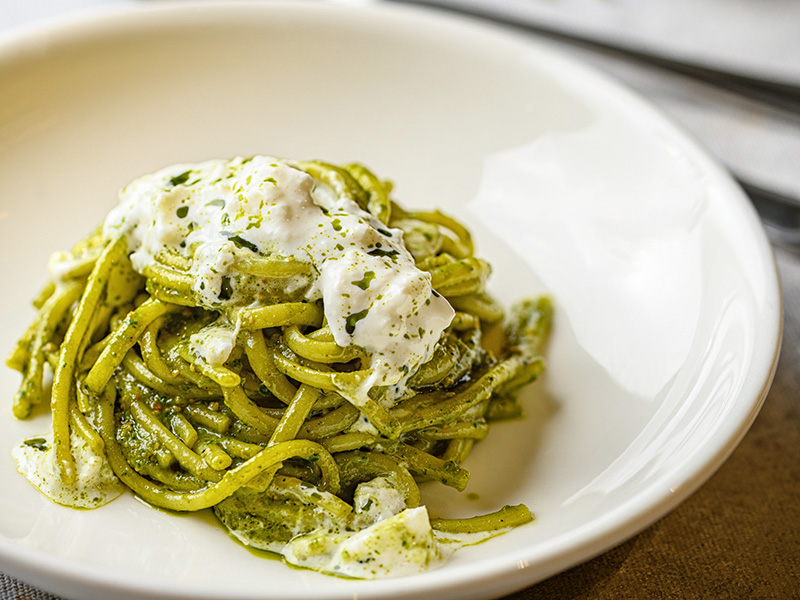 Pesto Soslu, Taze Peynirli Linguine 