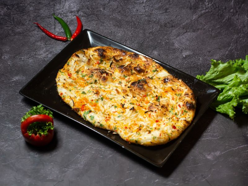 tereyağlı sarımsaklı naan