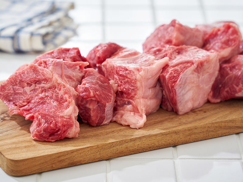 Dana İncikten Şifa Dolu Haşlama ve Osso Buco Yapılır