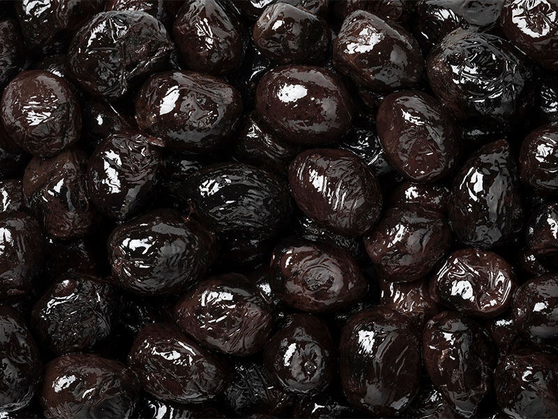 Geleneksel Siyah Zeytin Yapımı