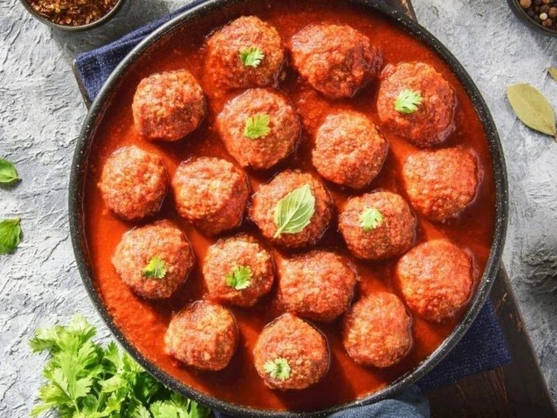 Nar Ekşisi Ve Domates Sosunun Aromatik Dengesi