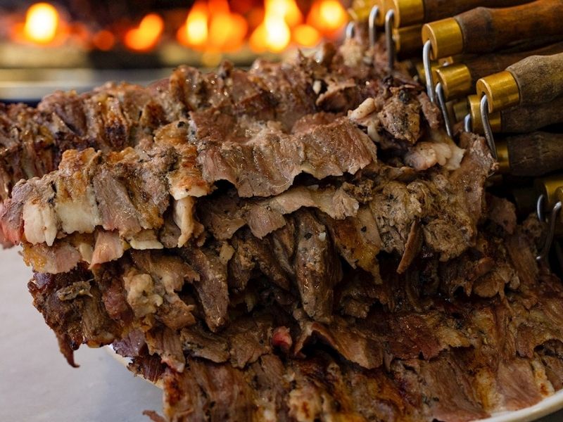 Cağ Kebabı – Erzurum, Türkiye (Puan: 4.5)