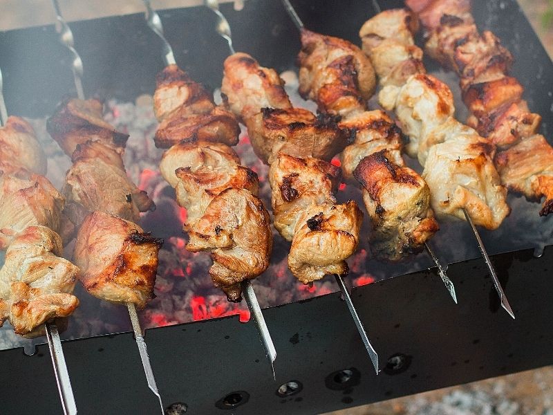 Eti Piştikten Hemen Sonra Kesmek