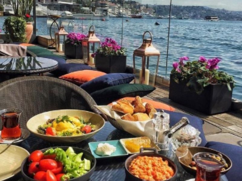 divan brasserie bebek