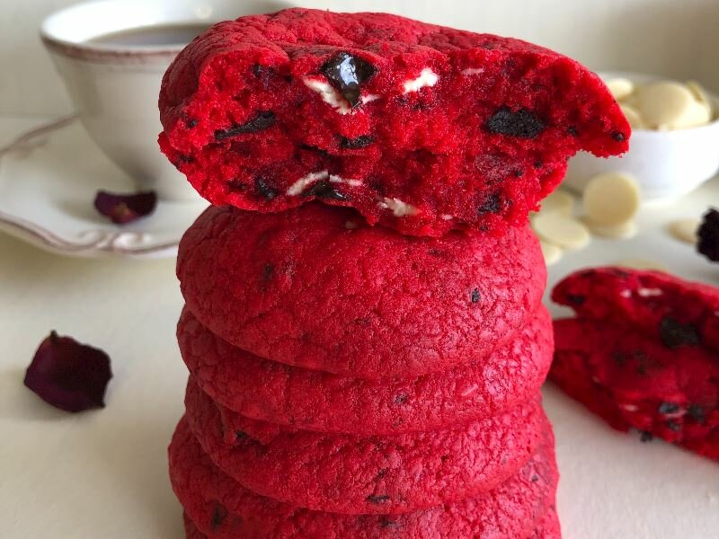 red velvet çikolatalı kurabiye