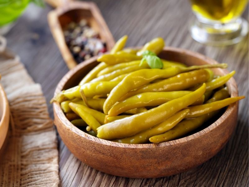 10 Dakikada Yağlı Biber Turşusu