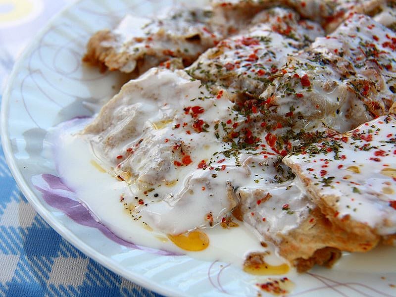 35 DAKİKADA HAMURSUZ MANTI TARİFİ