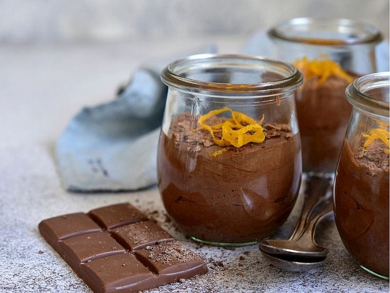 4 MALZEMELİ PORTAKALLI MOUSSE TARİFİ