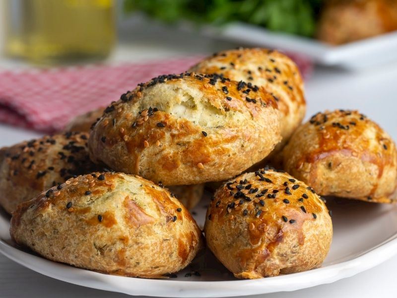 5 Dakika Poğaçası (Kıyır Kıyır Mayasız)
