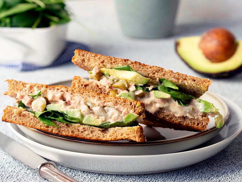Avokadolu Ton Balıklı Sandviç
