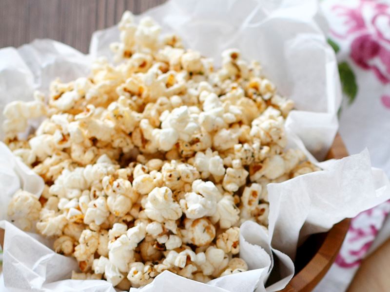 Baharatlı Ve Sarımsaklı Popcorn